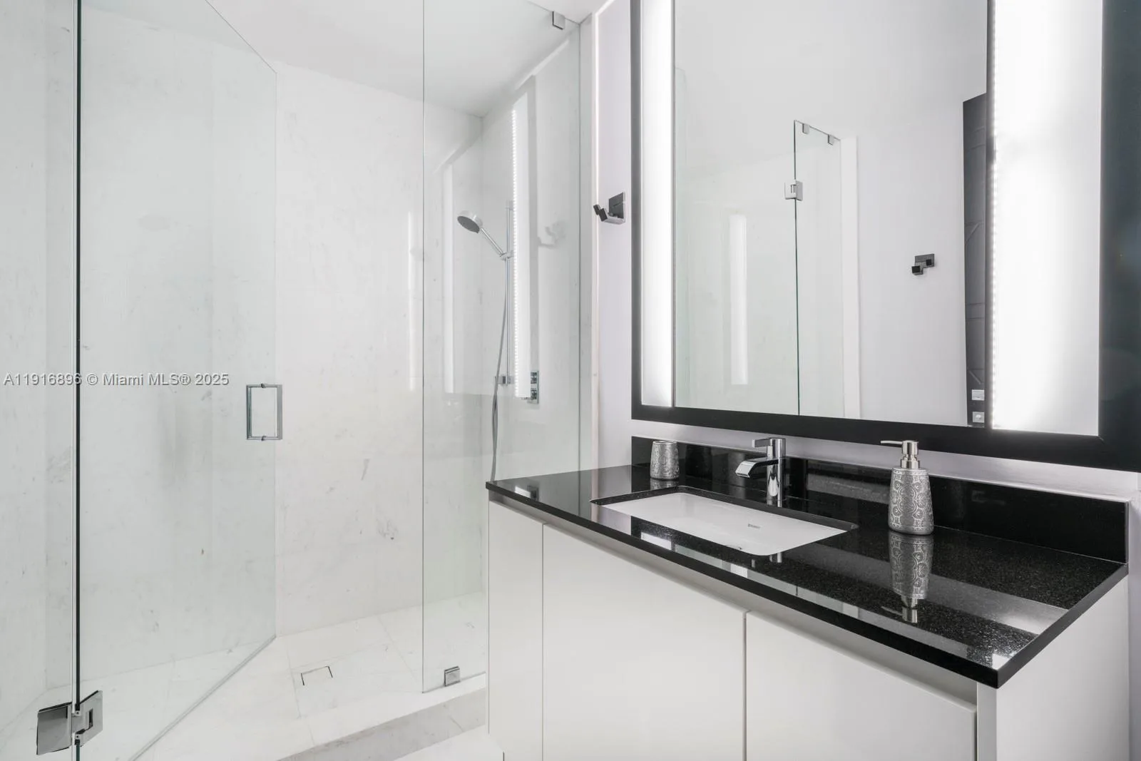 18555 Collins Ave # 3505, Sunny Isles Beach, FL 33160 photo 10