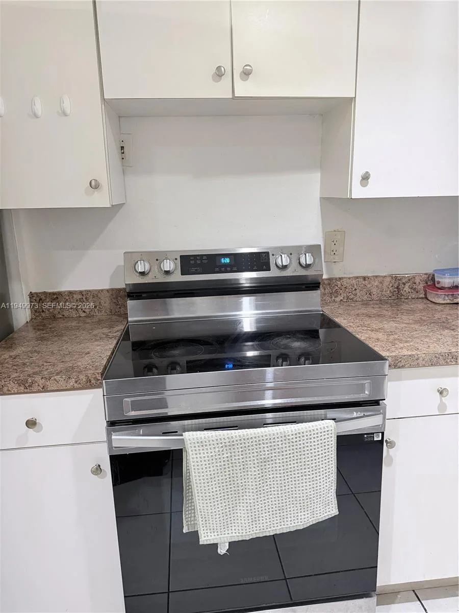 11930 NE 19th Dr # 28, North Miami, FL 33181 photo 10
