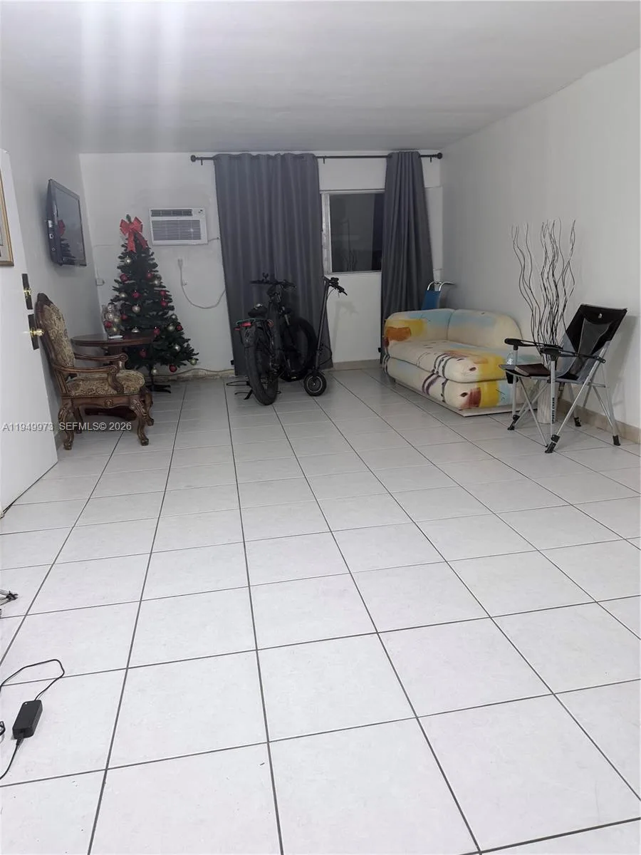 11930 NE 19th Dr # 28, North Miami, FL 33181 photo 12