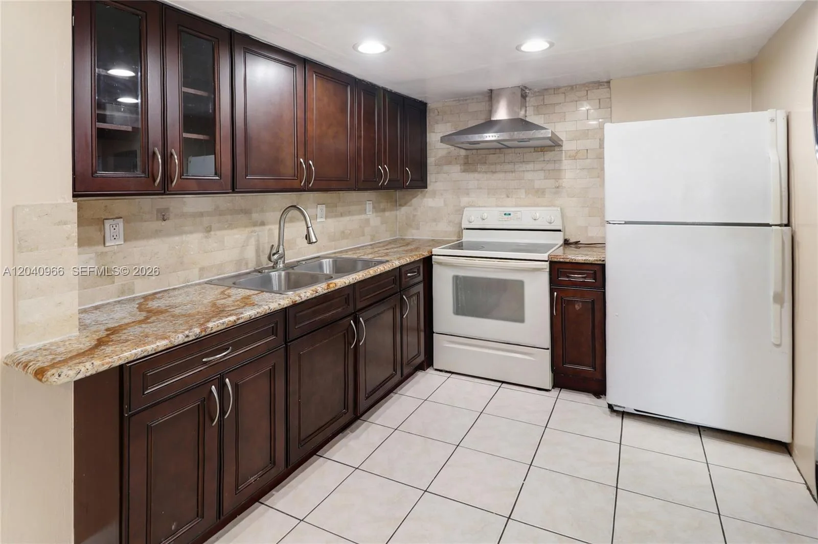 6336 Boulevard Of Champions # 5, North Lauderdale, FL 33068