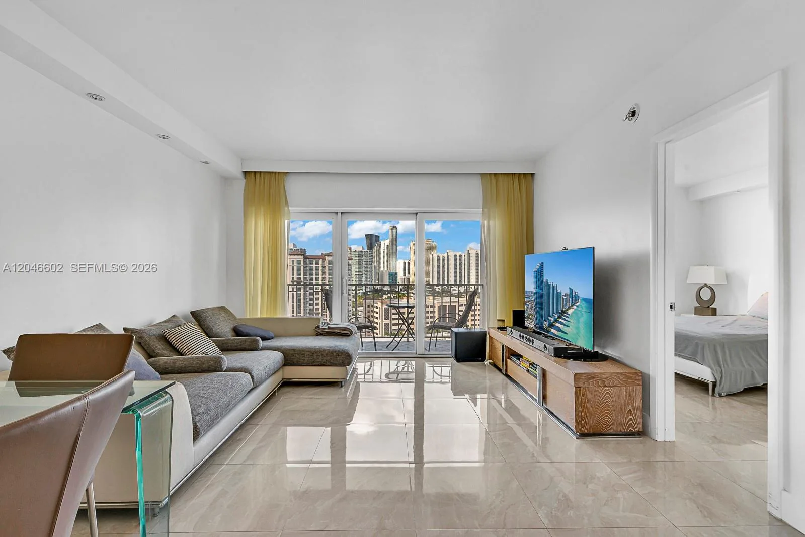 300 Bayview Dr # 1709, Sunny Isles Beach, FL 33160 photo 9