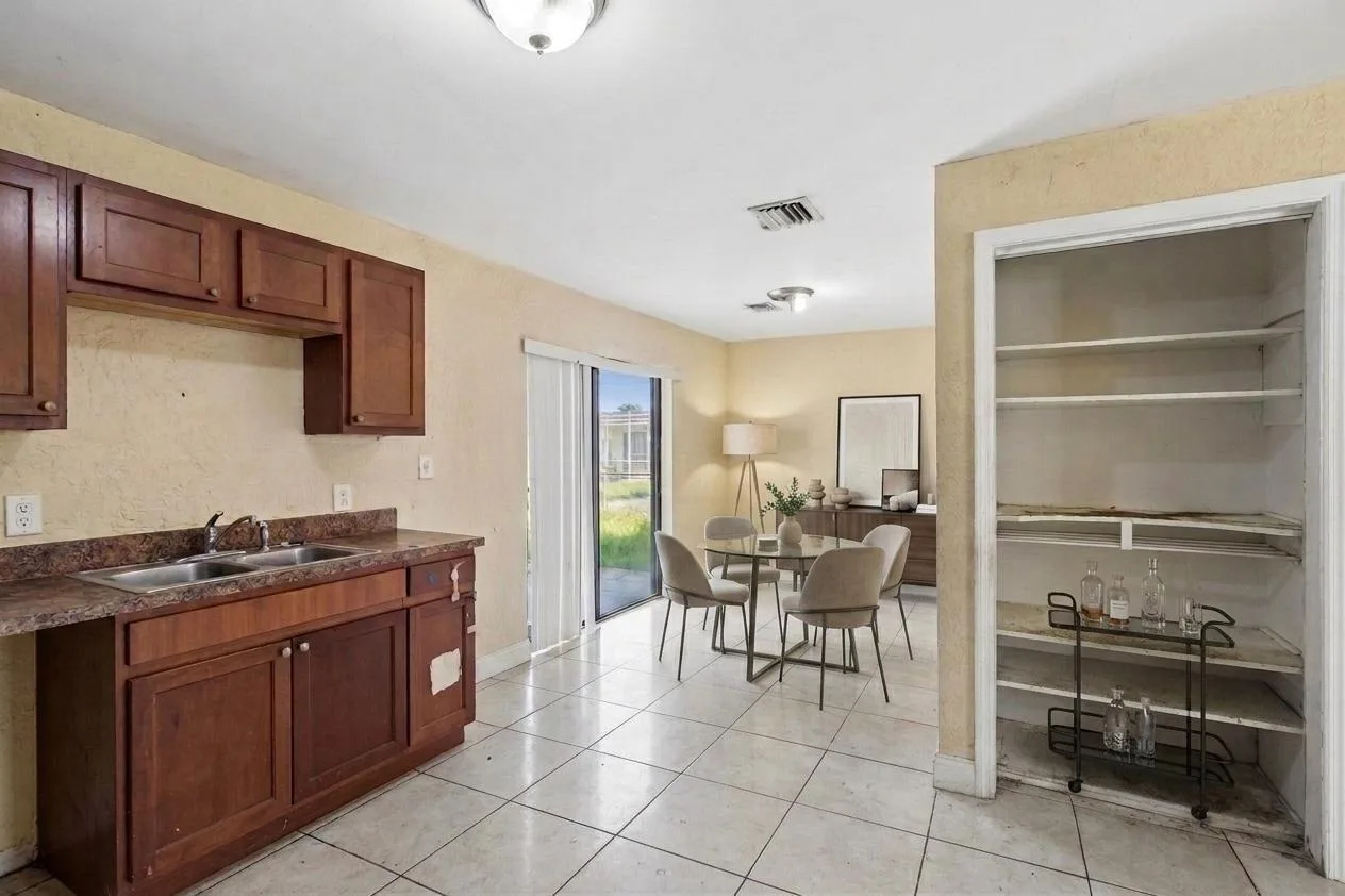 6516 SW 33RD Street, Miramar, FL 33023 photo 3