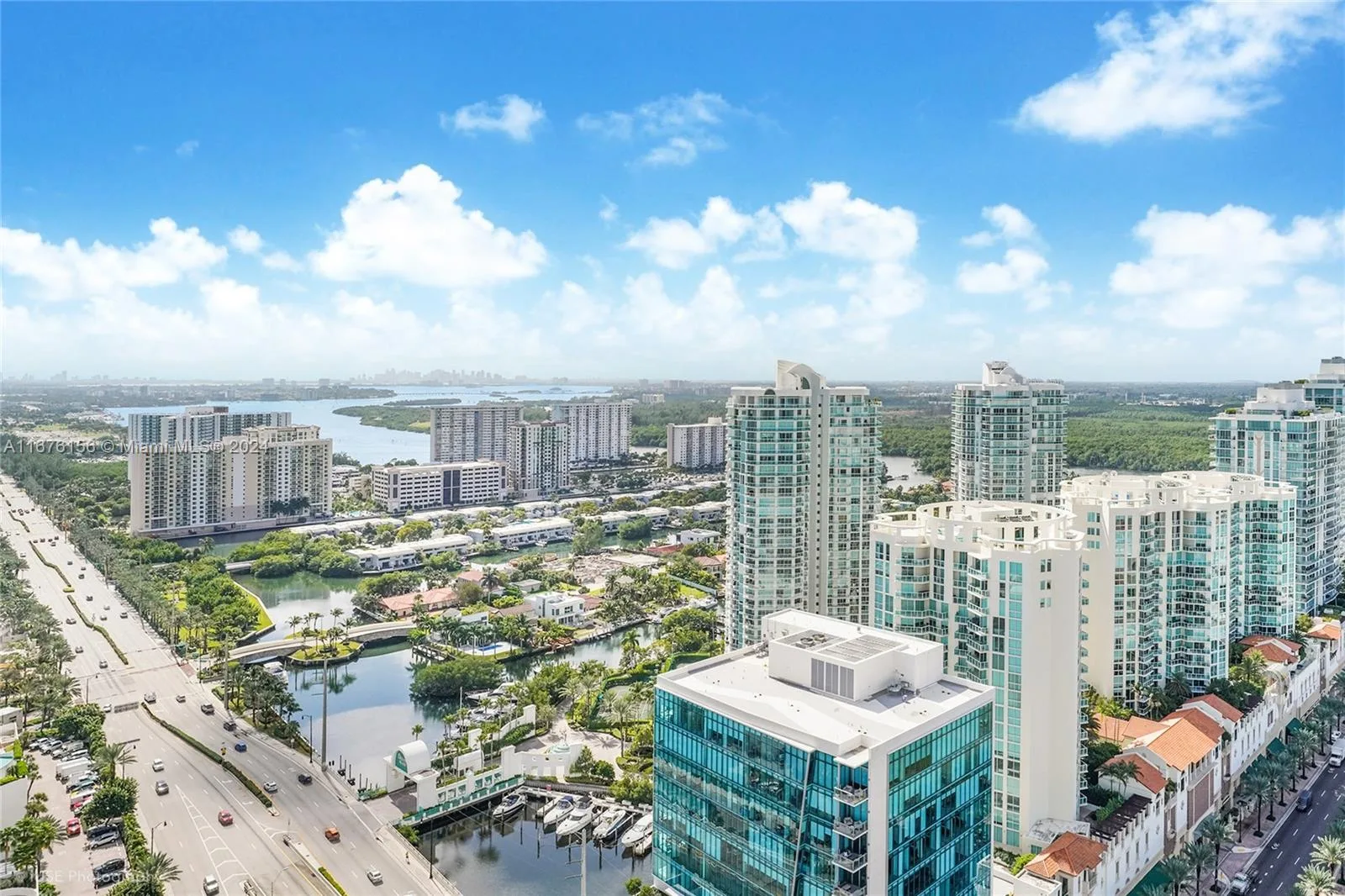 16699 Collins Ave # 3307, Sunny Isles Beach, FL 33160 photo 3