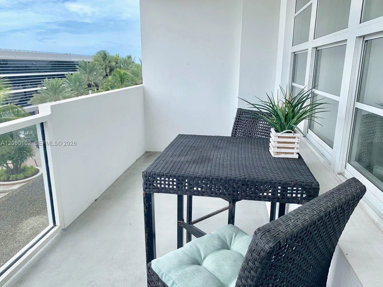 100 Lincoln Rd # 427, Miami Beach, FL 33139 photo 3