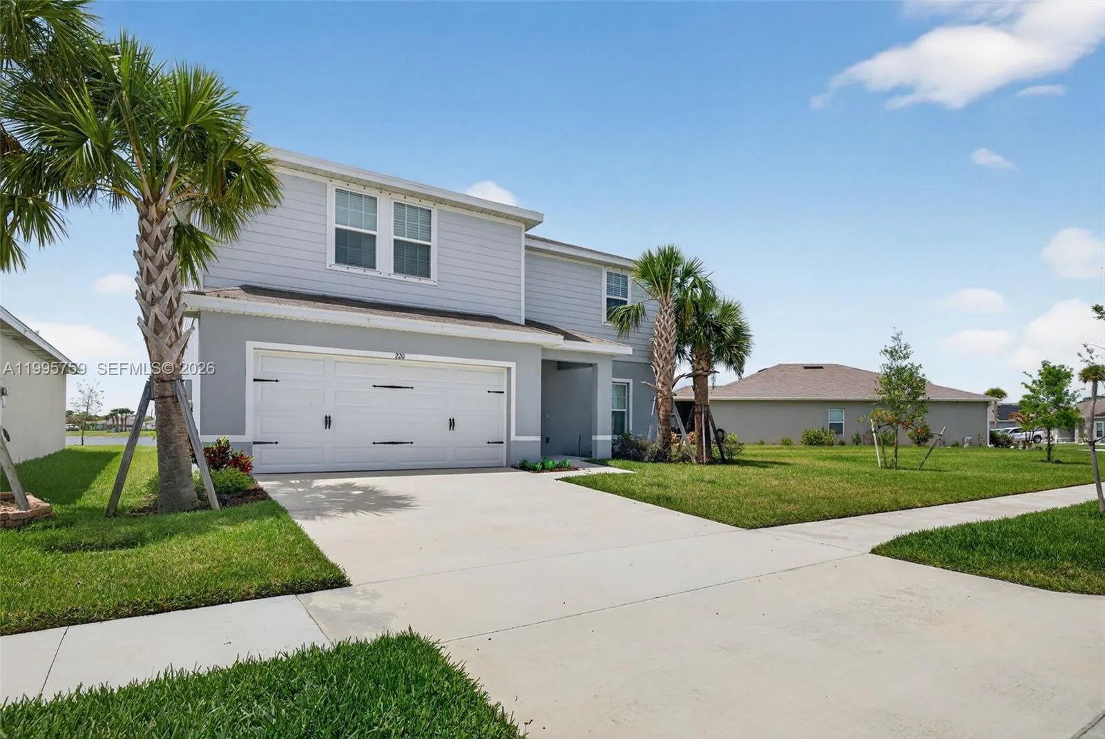 220 Raspberry Rd, Fort Pierce, FL 34981 photo 2