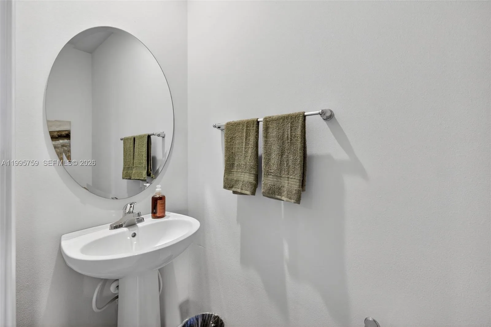 220 Raspberry Rd, Fort Pierce, FL 34981 photo 8