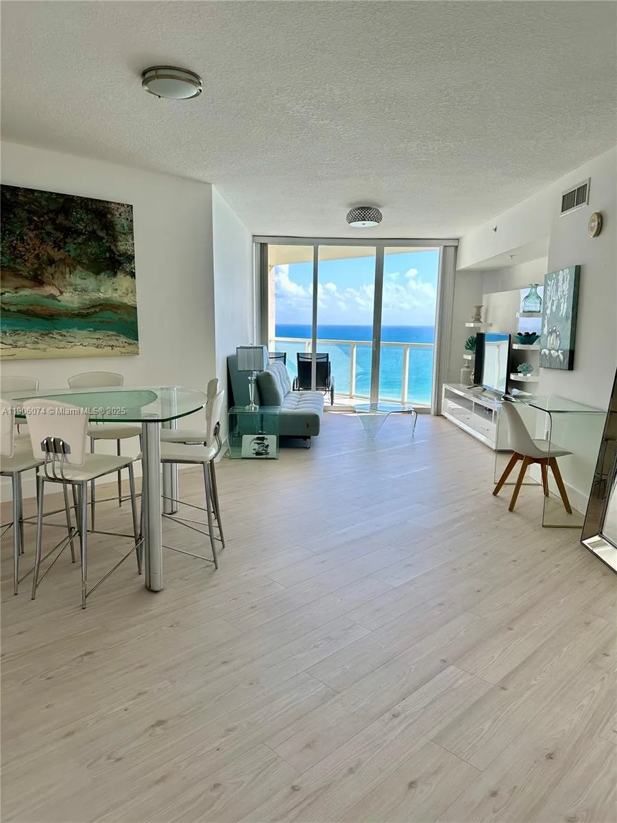 16699 Collins Ave # 1810, Sunny Isles Beach, FL 33160