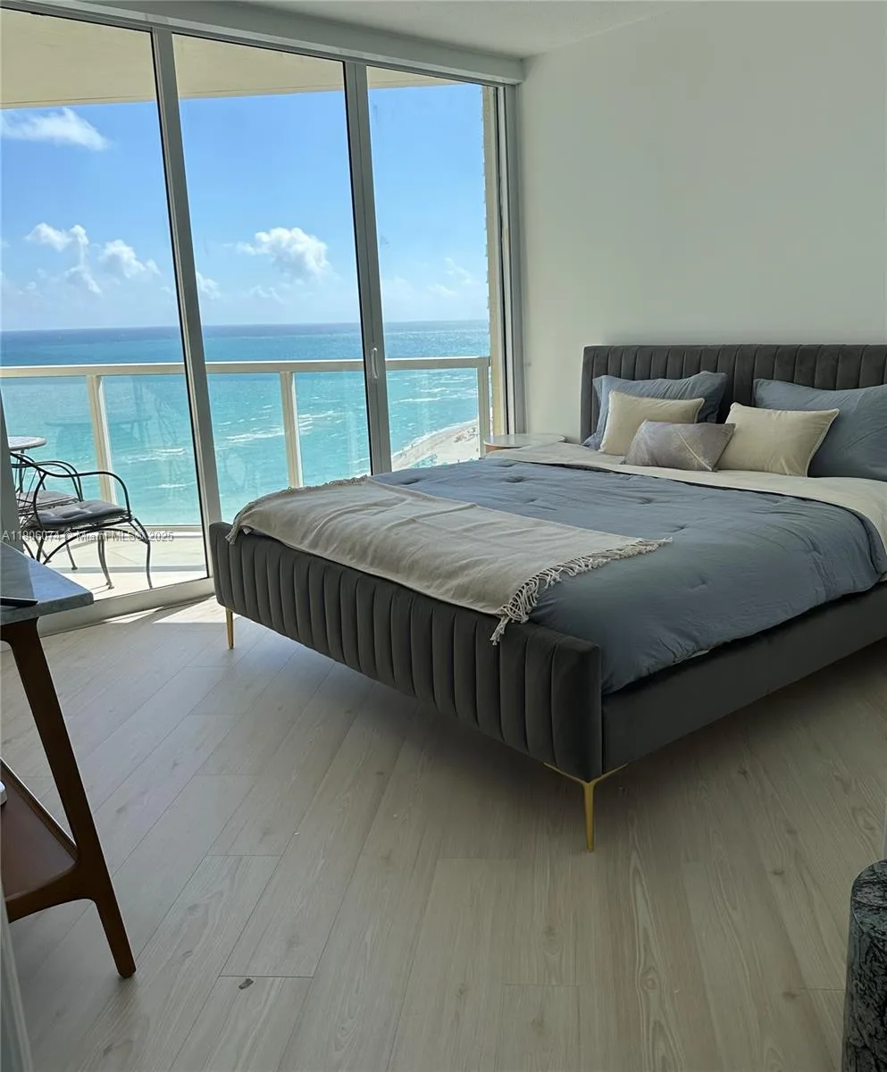 16699 Collins Ave # 1810, Sunny Isles Beach, FL 33160 photo 3