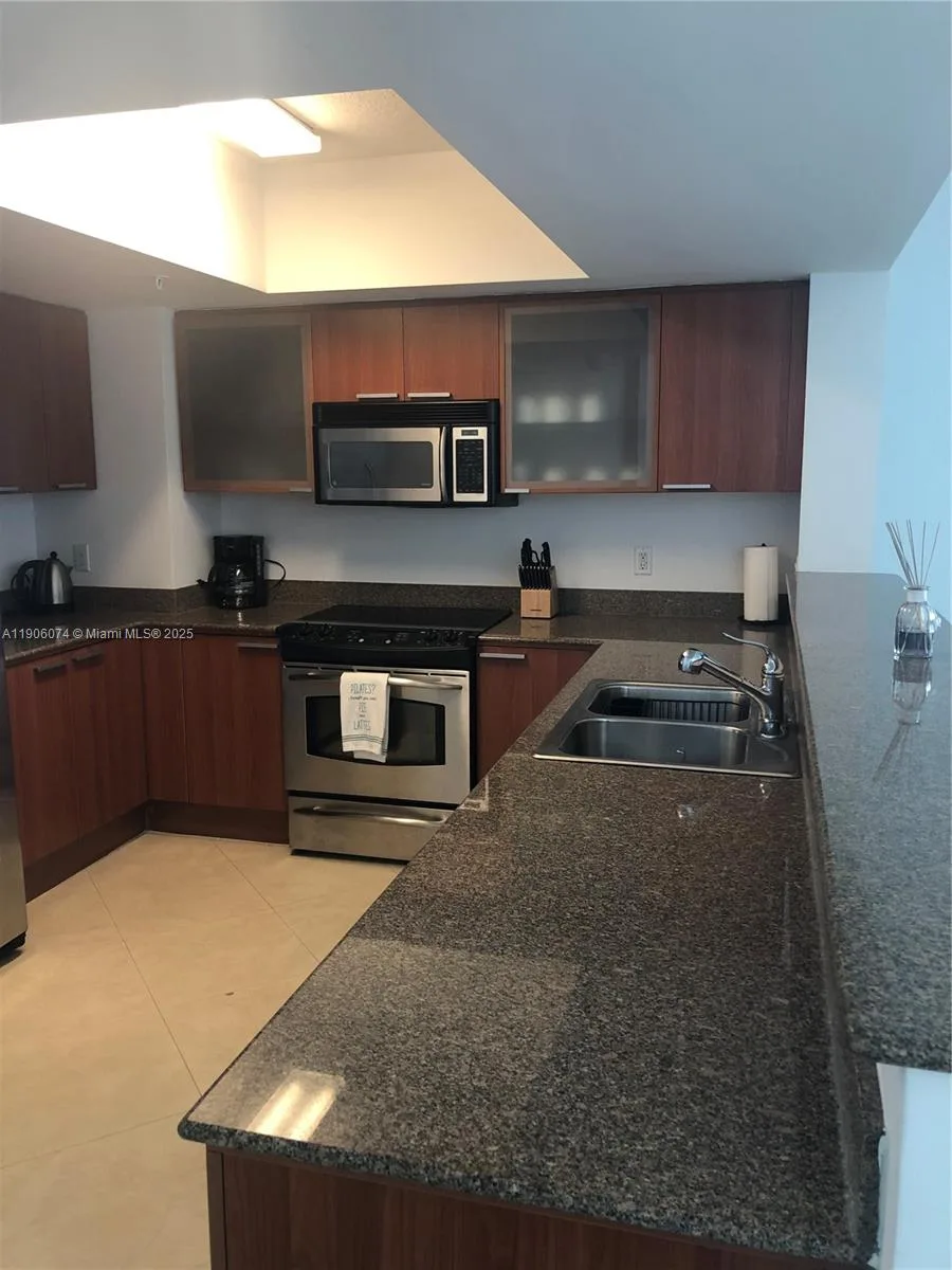 16699 Collins Ave # 1810, Sunny Isles Beach, FL 33160 photo 7