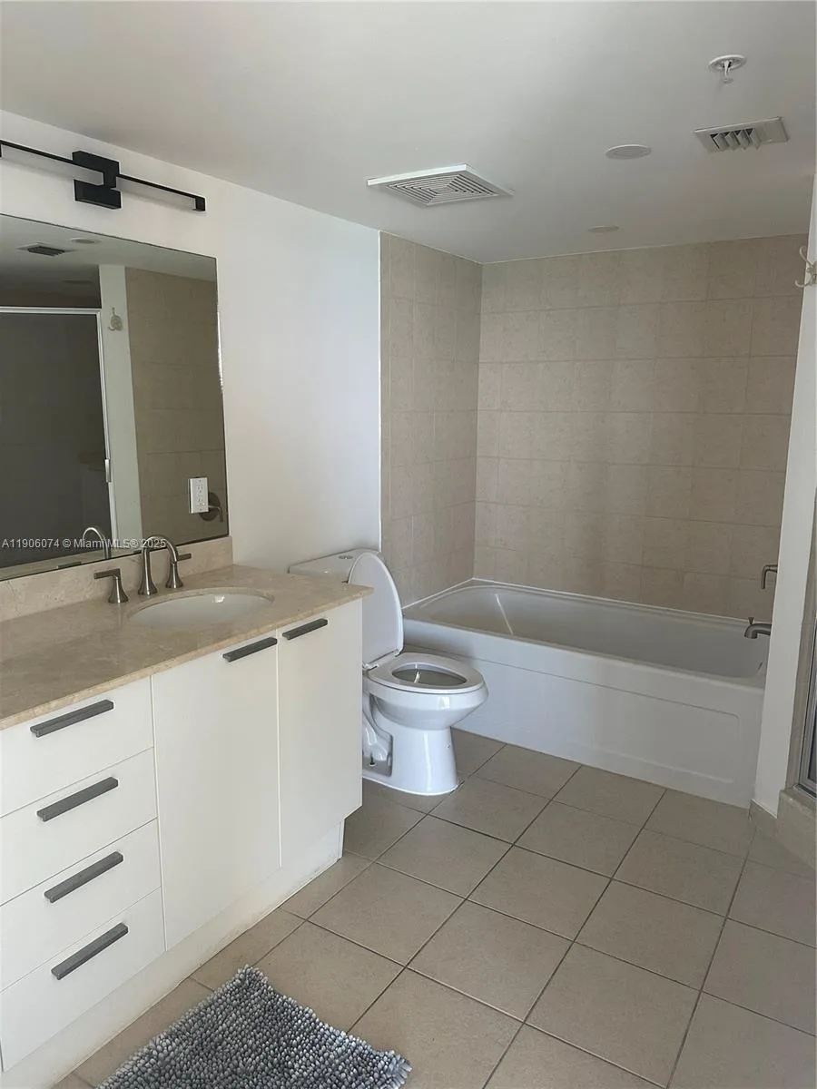 16699 Collins Ave # 1810, Sunny Isles Beach, FL 33160 photo 8
