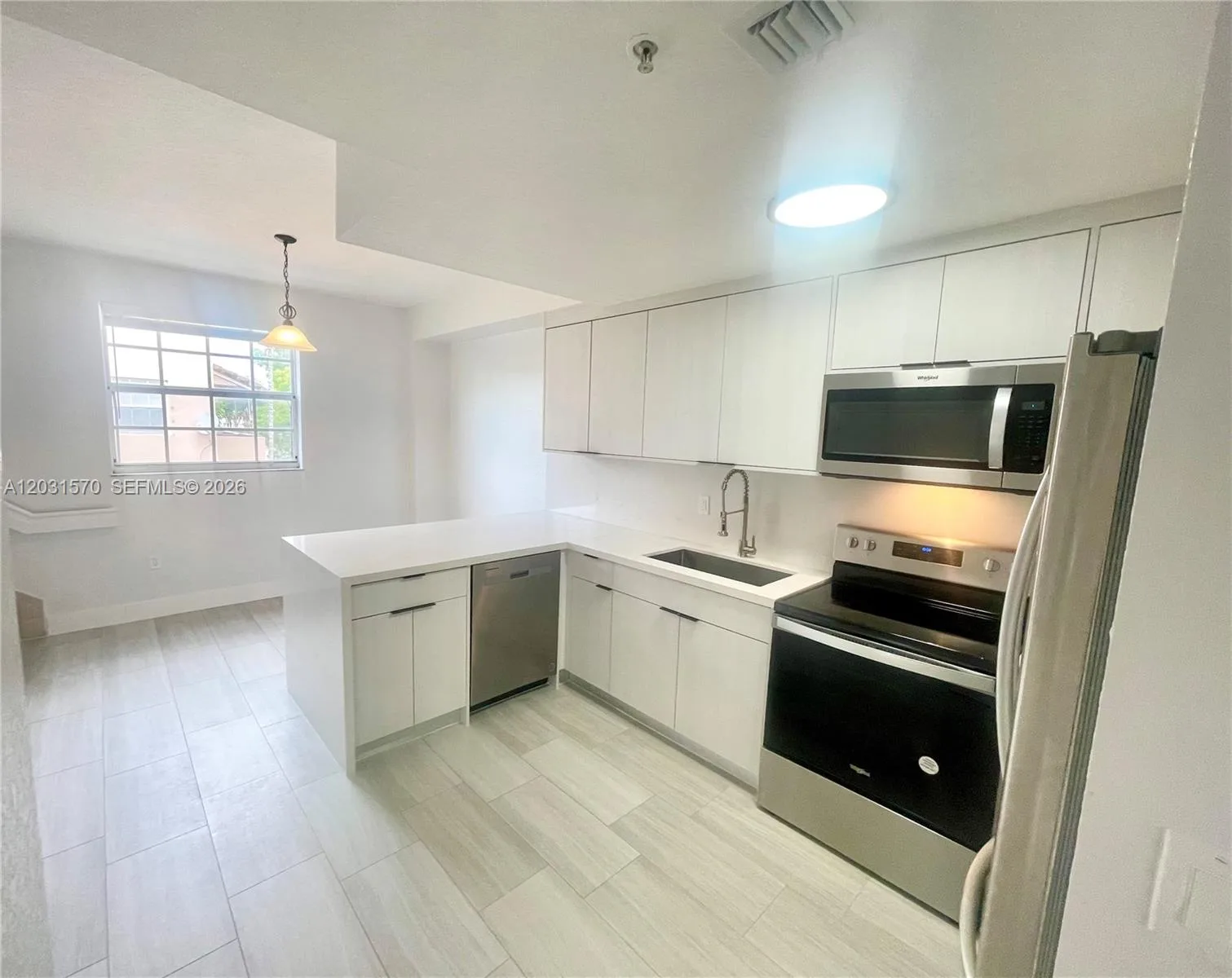 77 E 4th St # A212, Hialeah, FL 33010