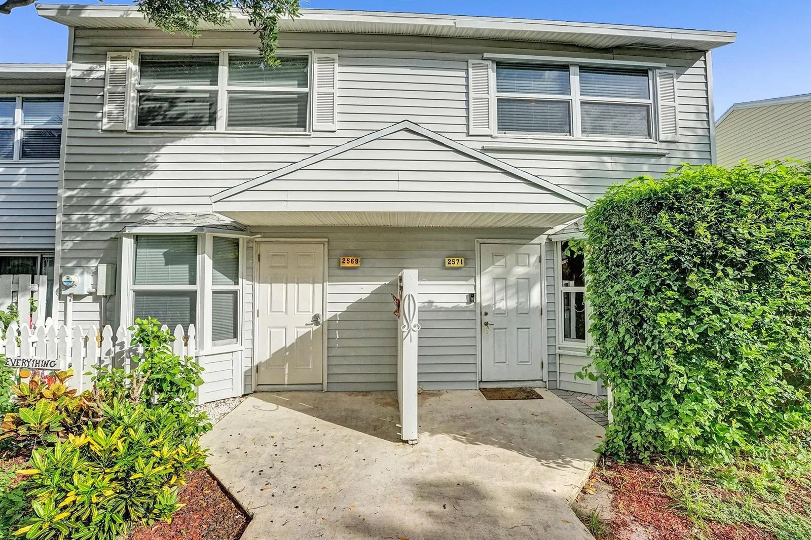 2571 NE 15TH Street, Pompano Beach, FL 33062