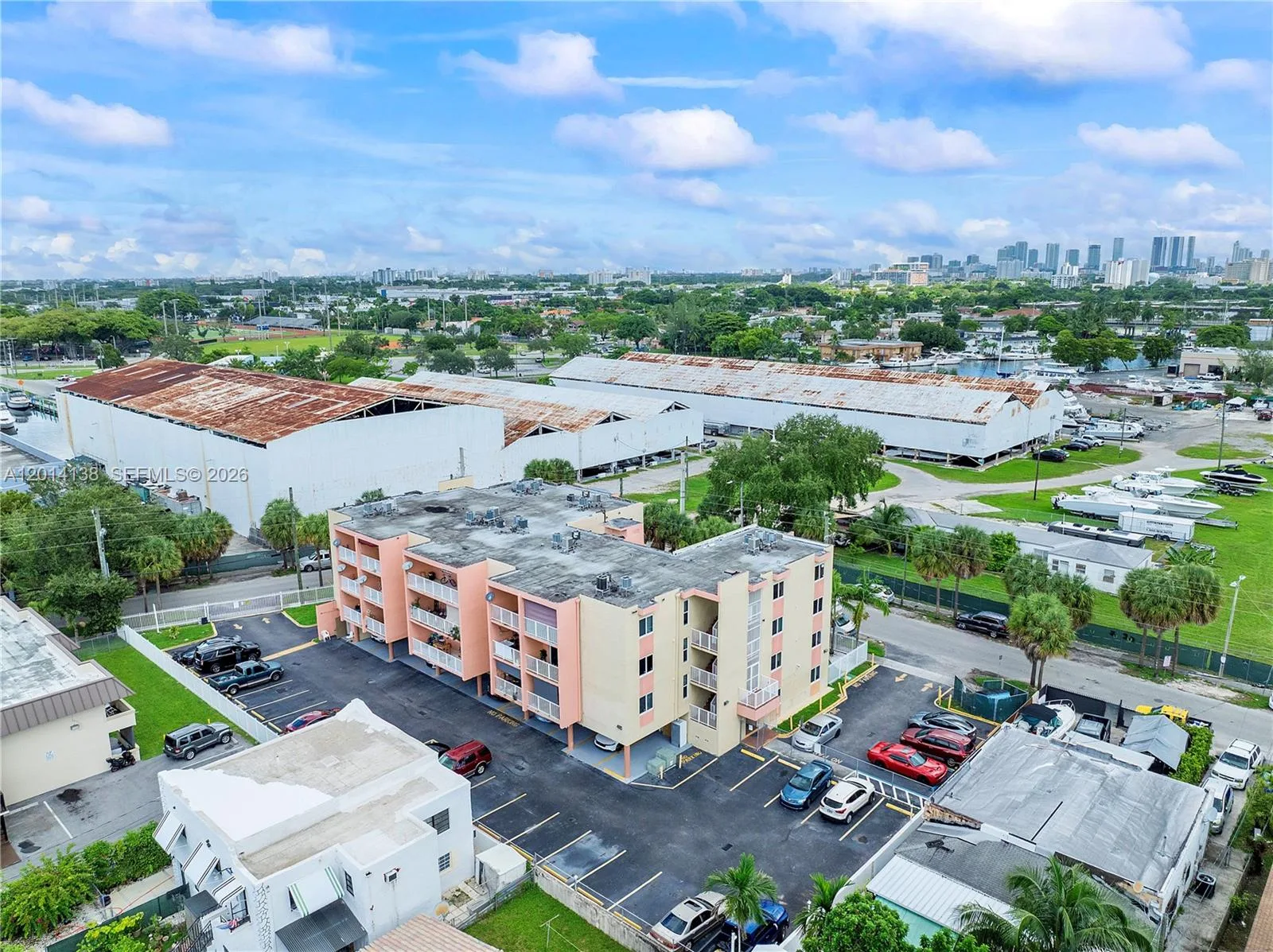 2400 NW 16th St Rd, Miami, FL 33125 photo 10