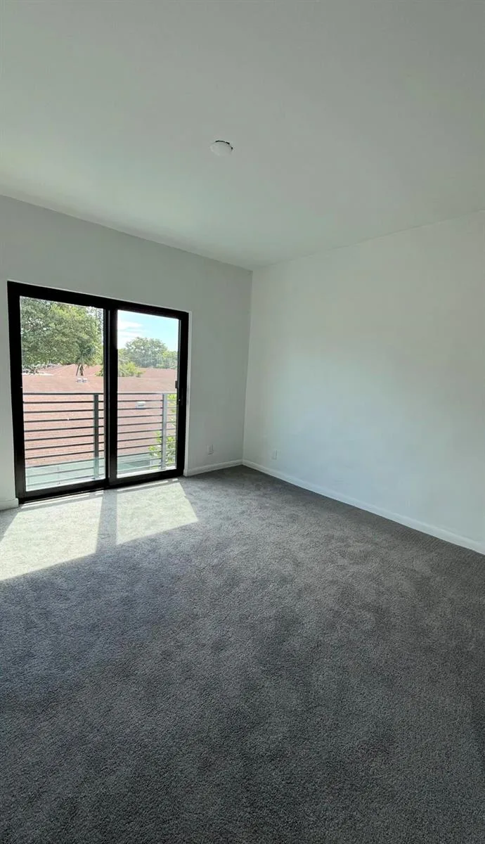 2511 Pierce Street # 2, Hollywood, FL 33020 photo 7