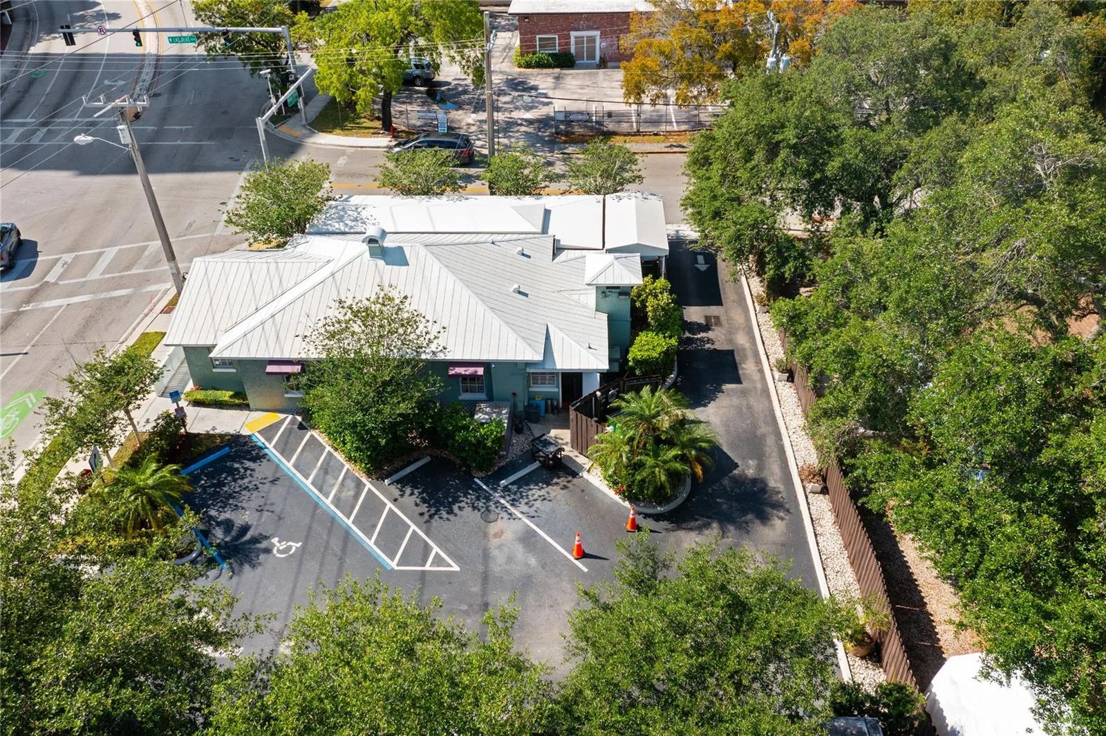 701 W Las Olas Boulevard, Fort Lauderdale, FL 33312