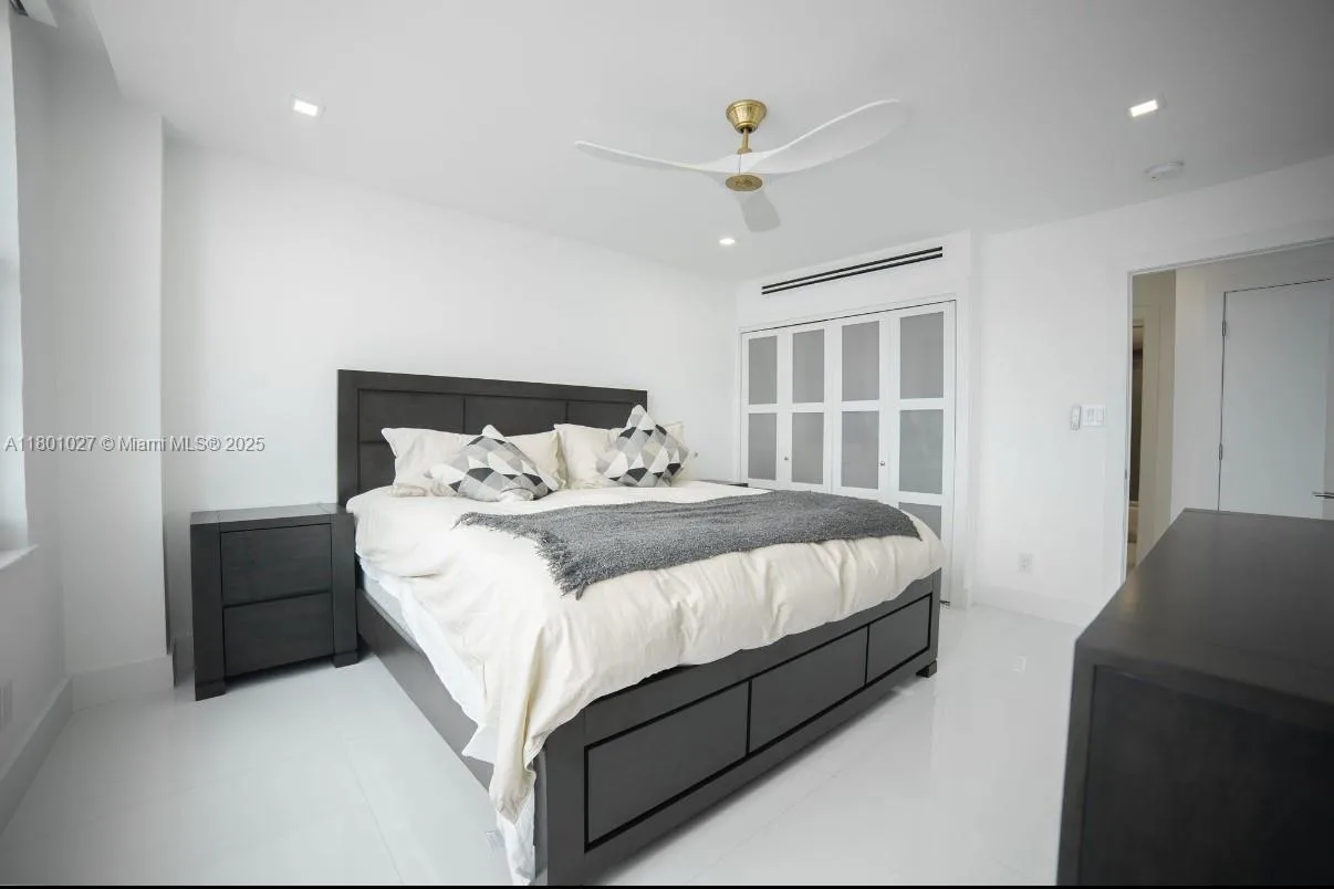 5600 Collins Ave # 14K, Miami Beach, FL 33140 photo 10