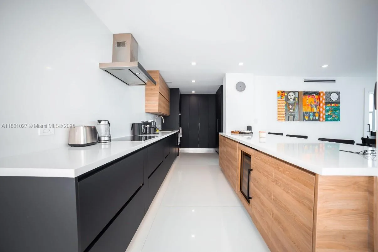 5600 Collins Ave # 14K, Miami Beach, FL 33140 photo 4