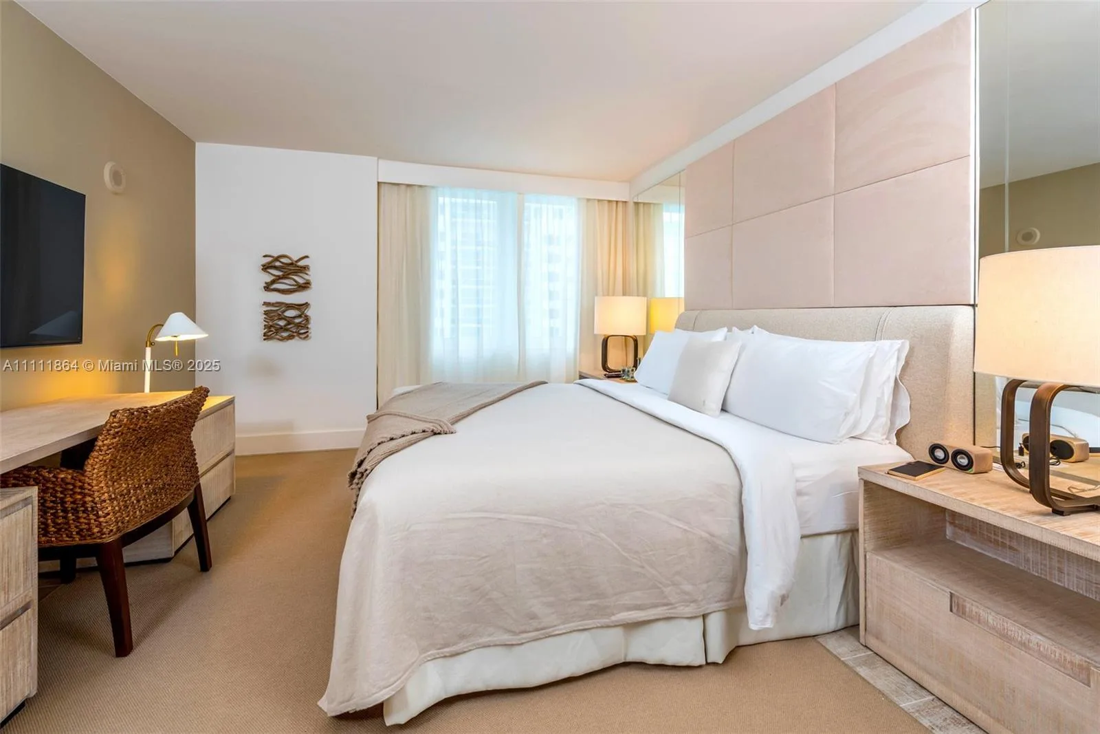 102 24th St # 906, Miami Beach, FL 33139 photo 4