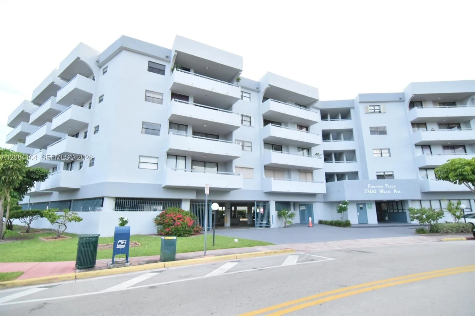 7300 Wayne Ave # 419, Miami Beach, FL 33141