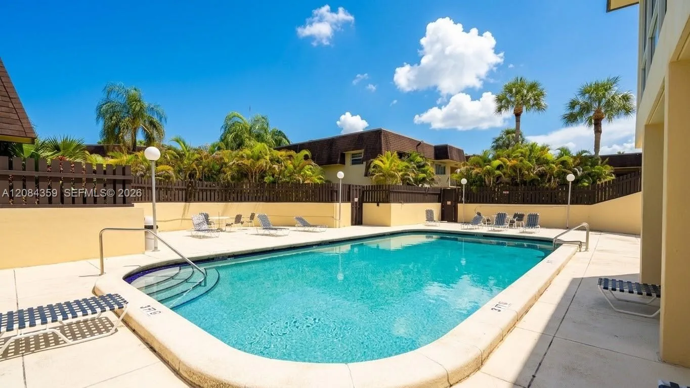 9100 SW 137th Ter # 4-3, Miami, FL 33176