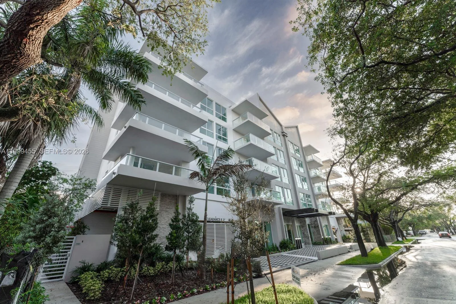 1850 Monroe St # 410, Hollywood, FL 33020 photo 2