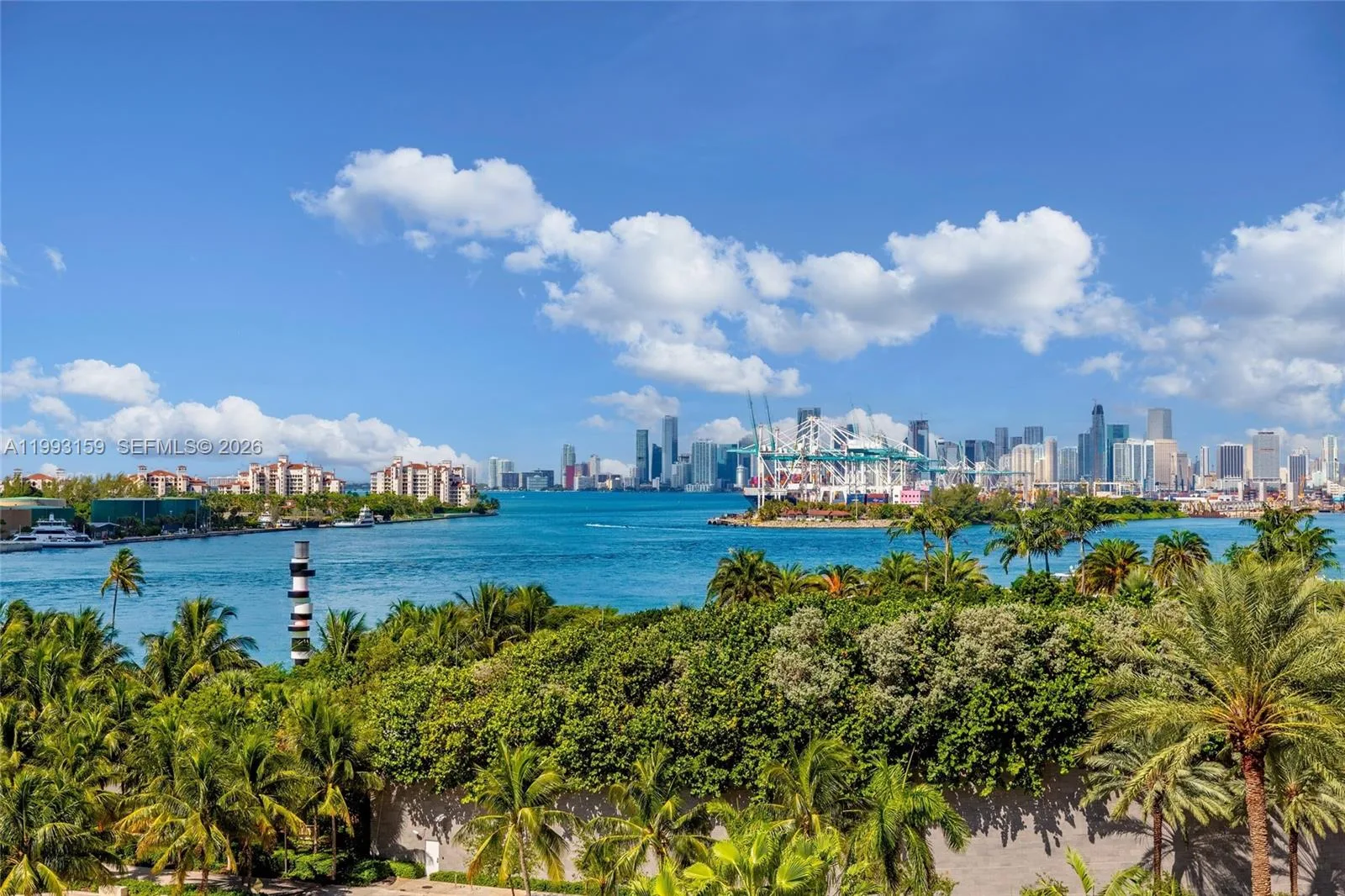 300 S Pointe Drive # 801, Miami Beach, FL 33139 photo 7