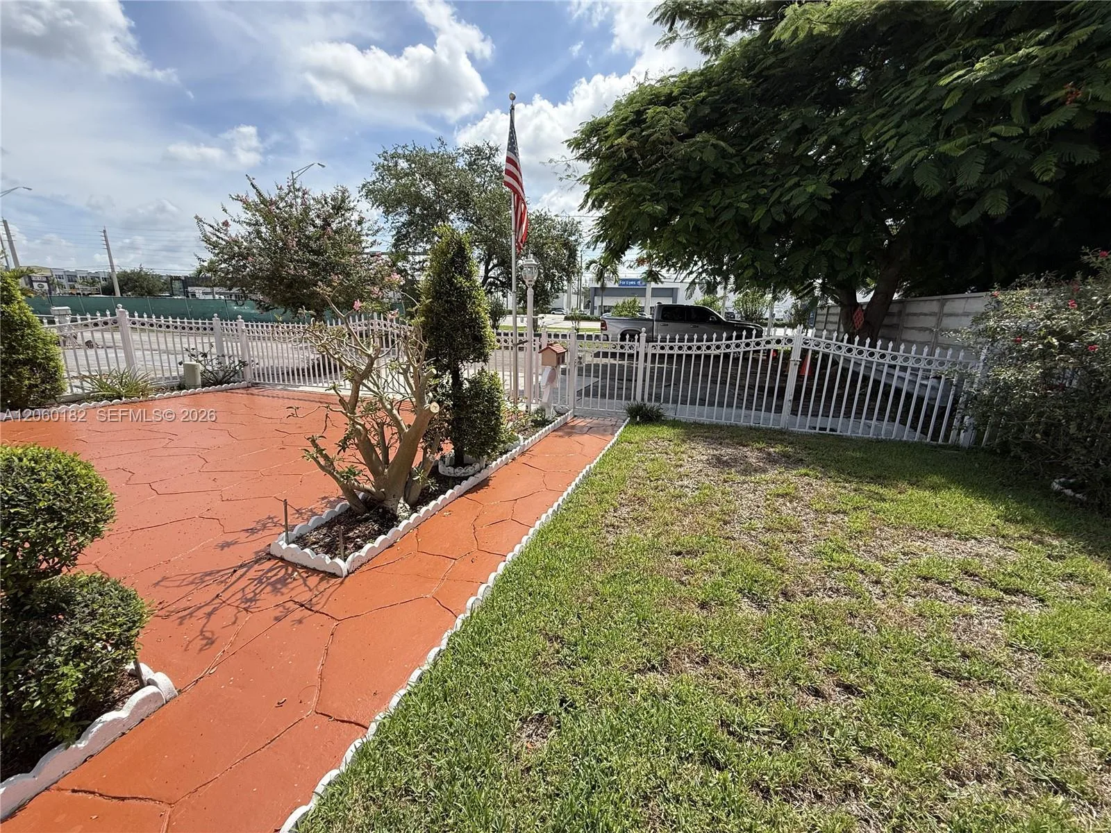 7510 W 4th Ave, Hialeah, FL 33014 photo 4