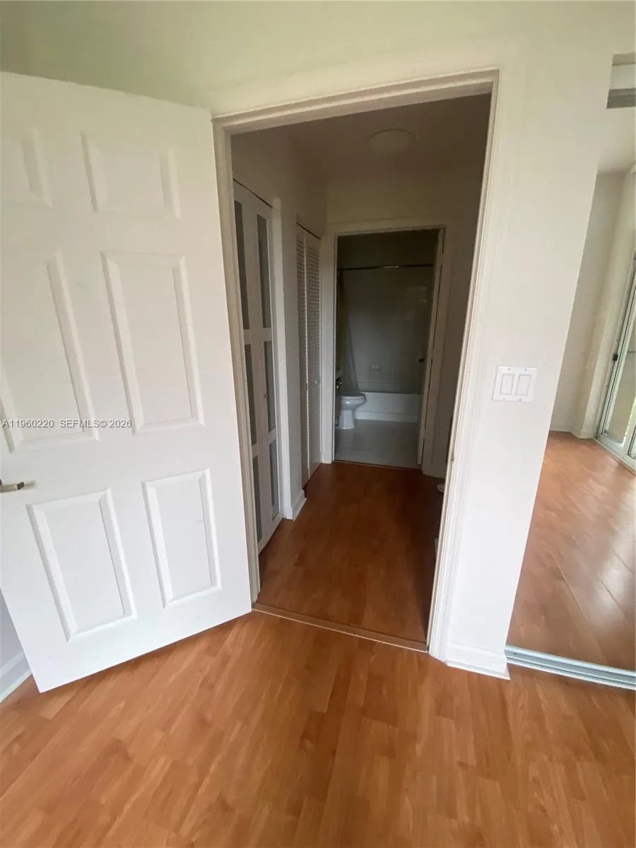 9755 NW 52nd St # 110, Doral, FL 33178 photo 5