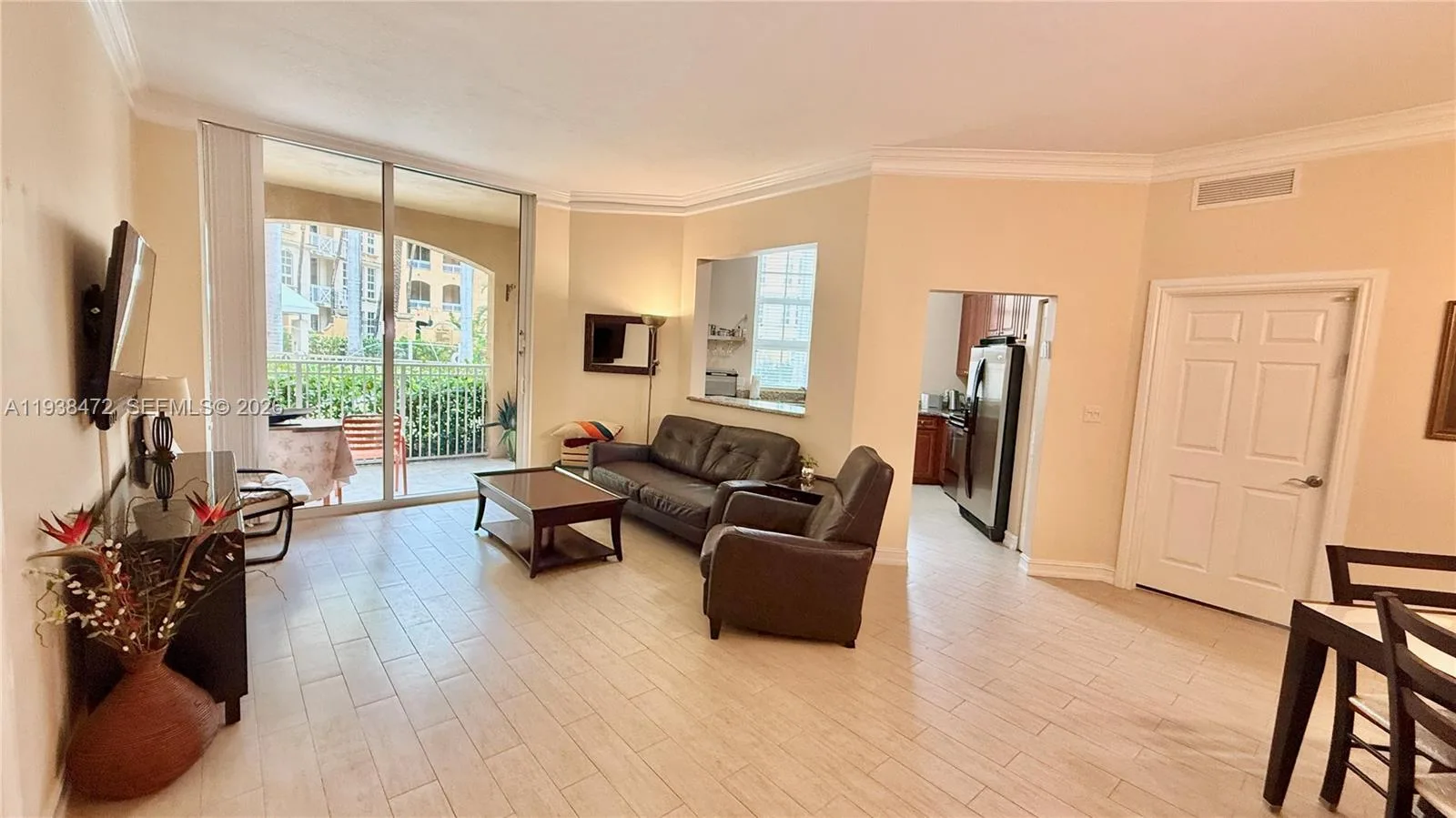 3001 NE 185th St # 112, Aventura, FL 33180 photo 2