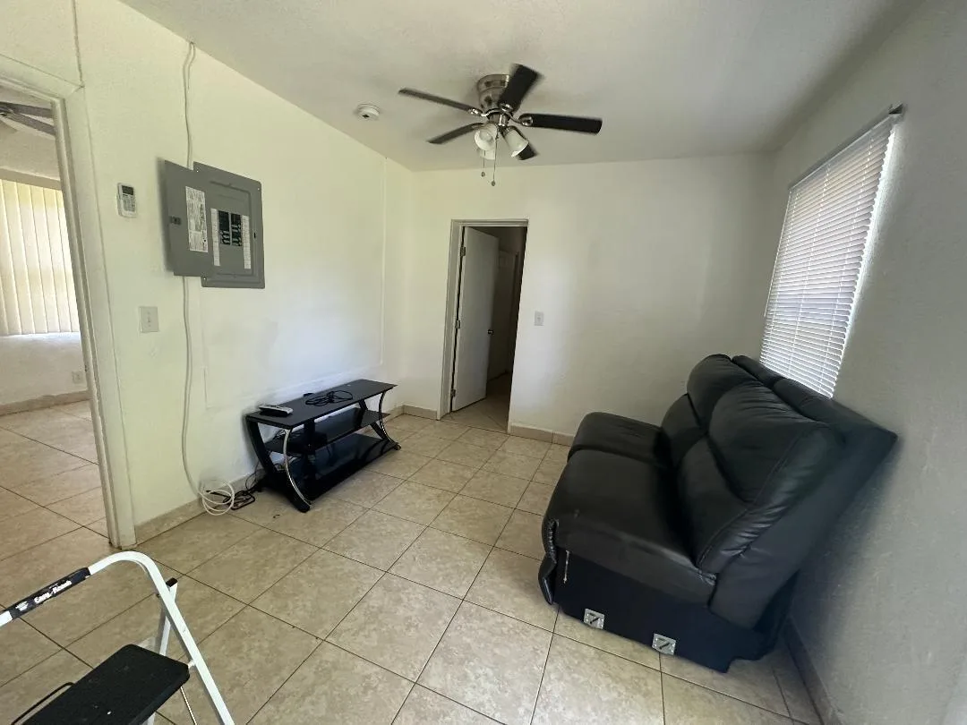705 NE 3RD Street # 2, Hallandale Beach, FL 33009 photo 3