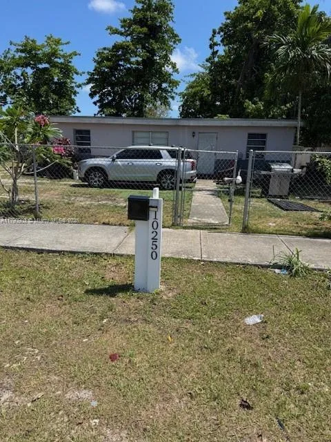 10250 SW 177th St, Miami, FL 33157