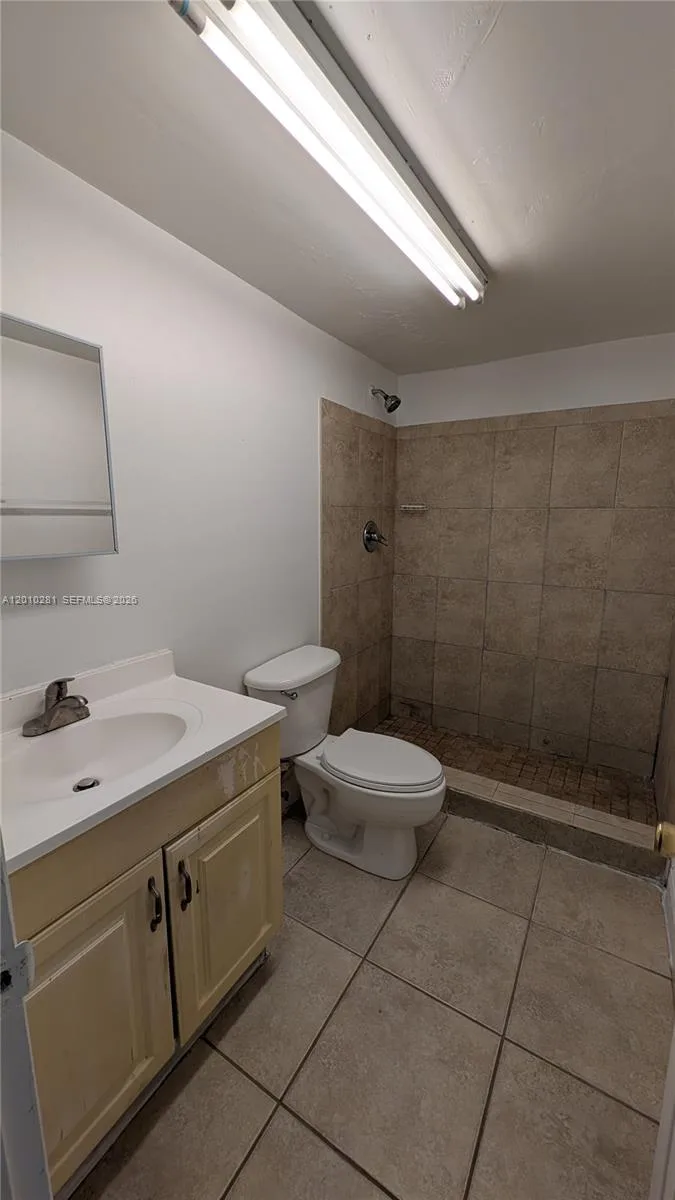 4655 Palm Ave # 124, Hialeah, FL 33012 photo 9