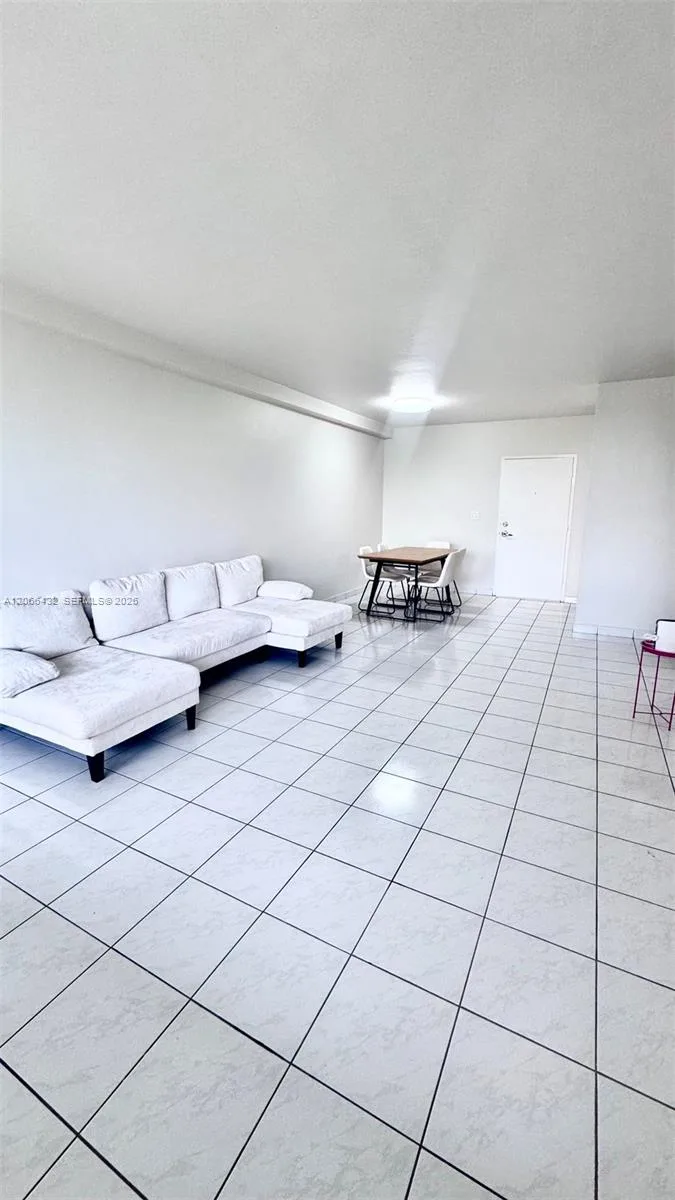 7441 Wayne Ave # 1C, Miami Beach, FL 33141 photo 3