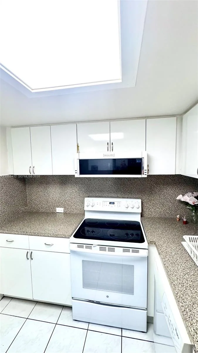 7441 Wayne Ave # 1C, Miami Beach, FL 33141 photo 9