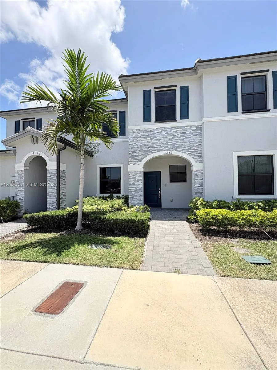 13232 SW 287 TER # ., Homestead, FL 33033