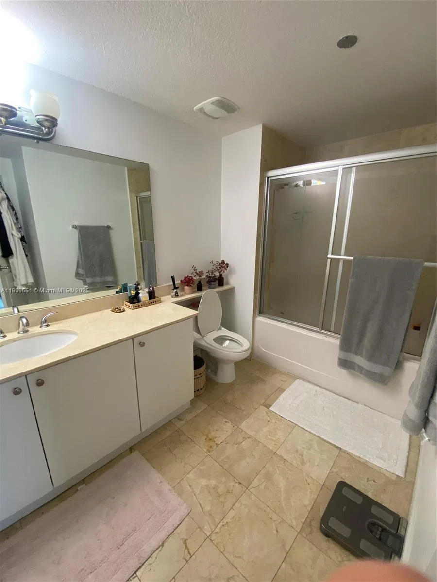 170 SE 14th St # 1908, Miami, FL 33131 photo 13
