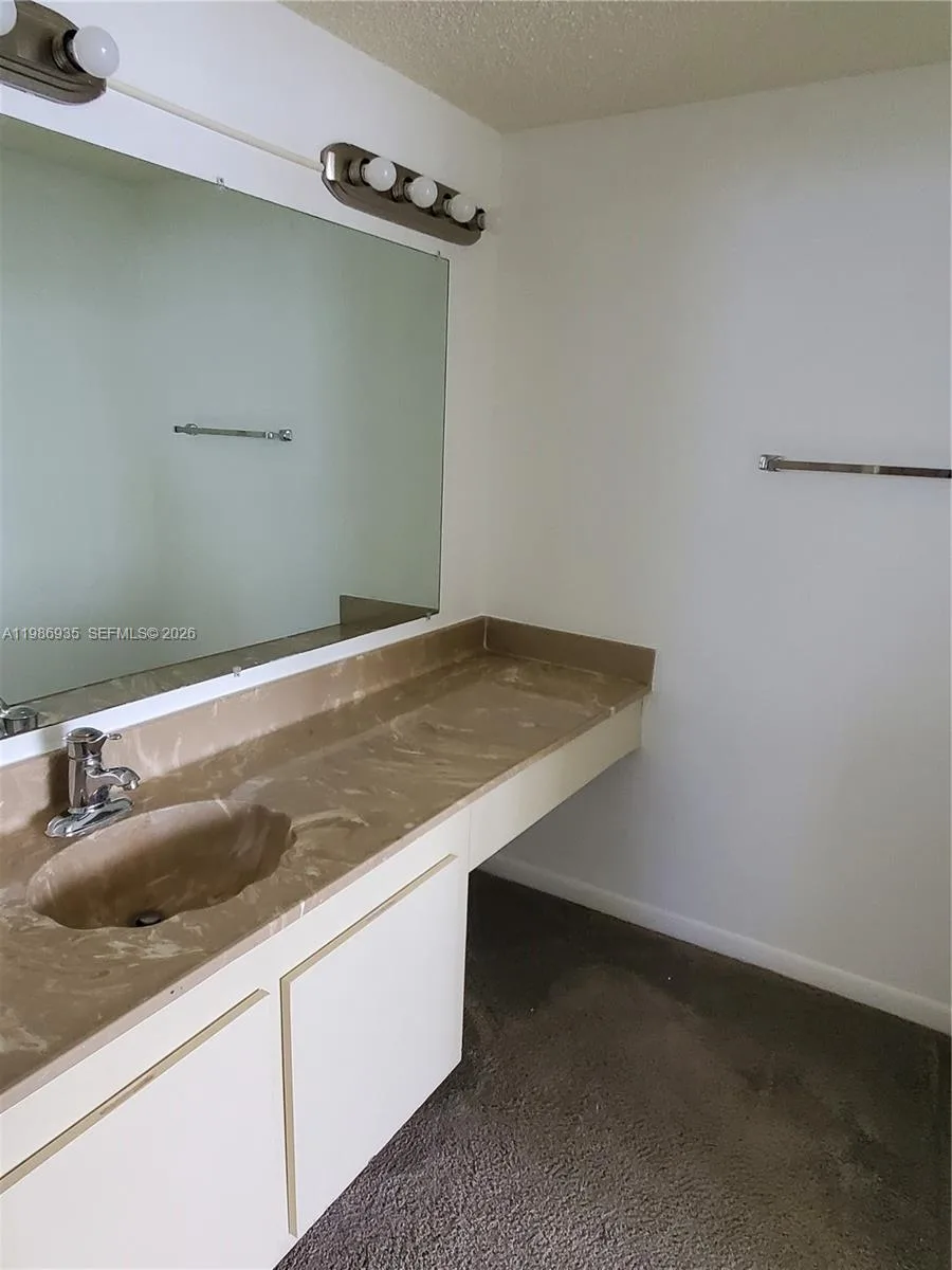 2500 Parkview Dr # 2012, Hallandale Beach, FL 33009 photo 10