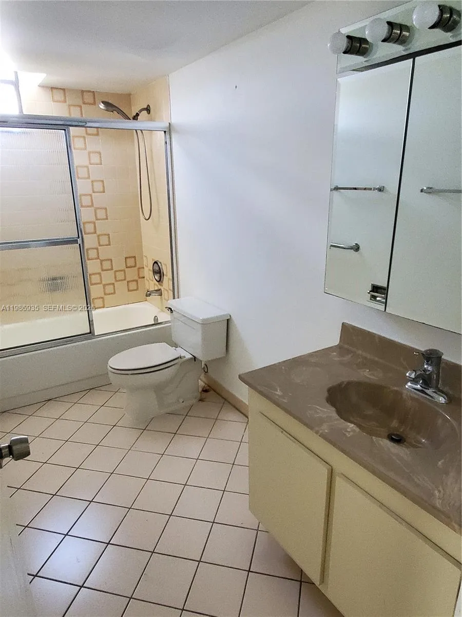 2500 Parkview Dr # 2012, Hallandale Beach, FL 33009 photo 11