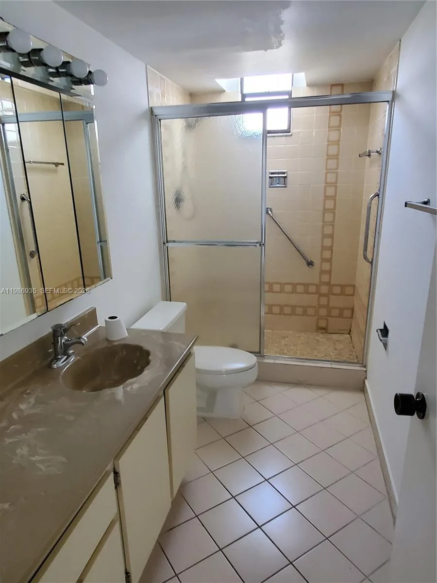 2500 Parkview Dr # 2012, Hallandale Beach, FL 33009 photo 13