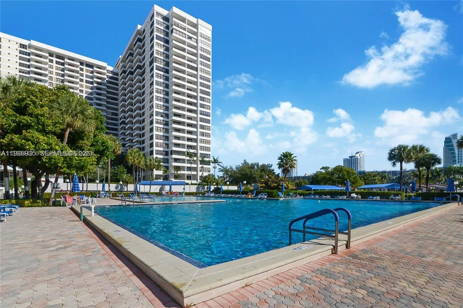 2500 Parkview Dr # 2012, Hallandale Beach, FL 33009 photo 2