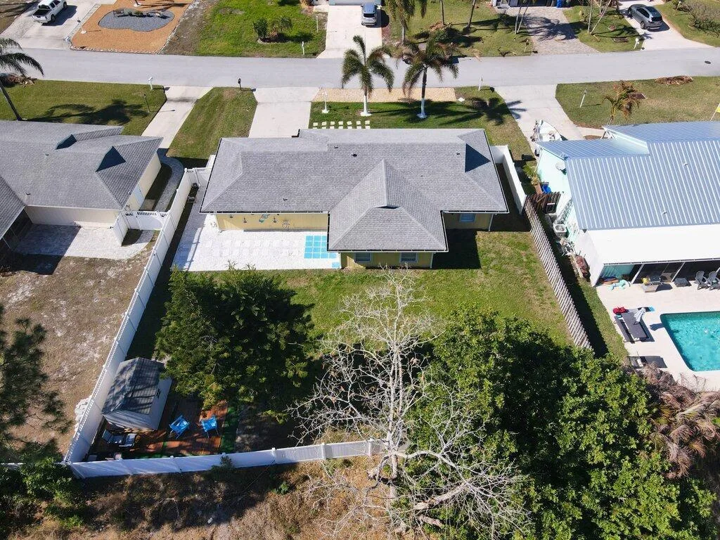 888 NE Maranta Terrado, Jensen Beach, FL 34957 photo 13