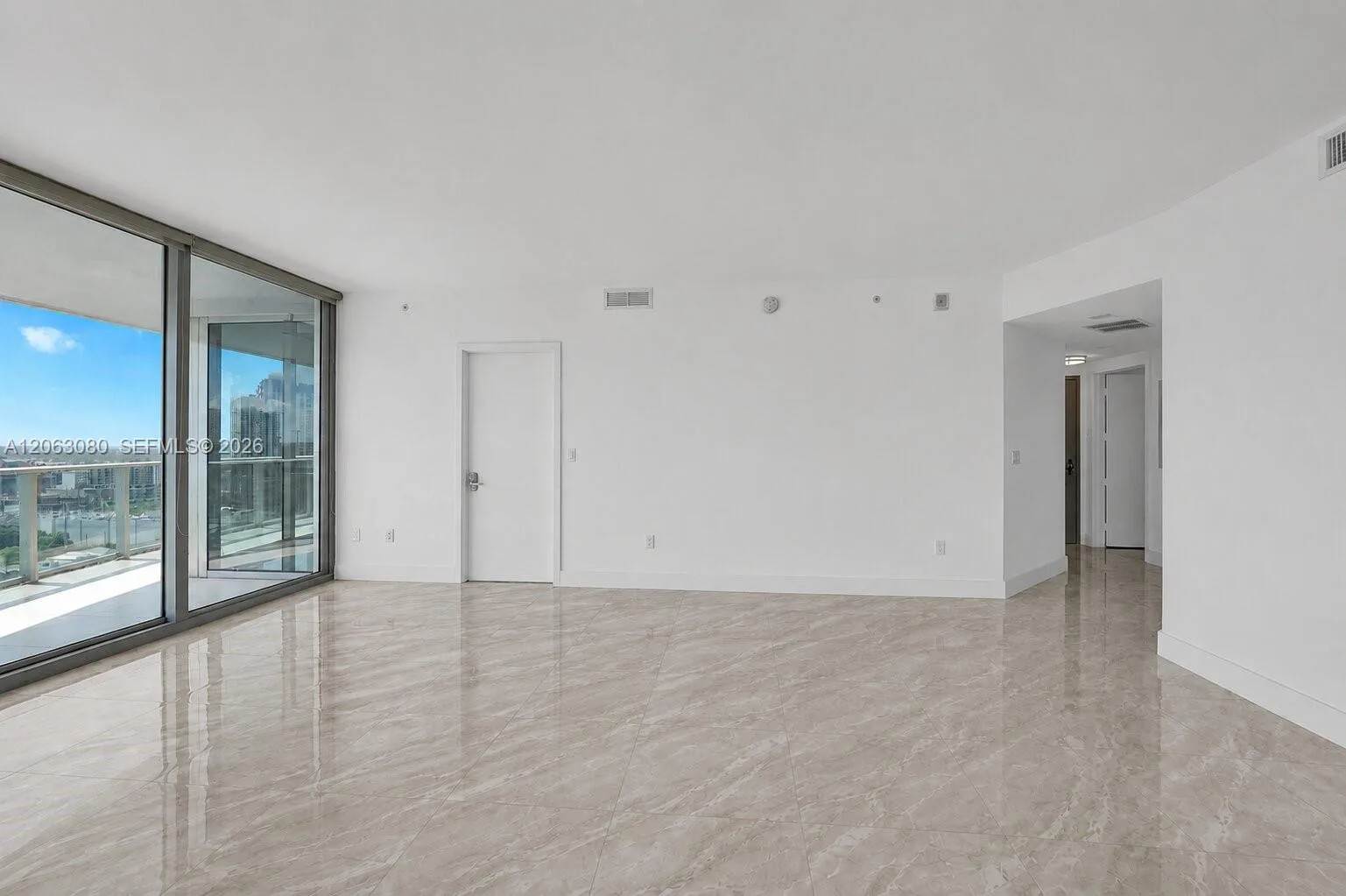 488 NE 18th St # 3900, Miami, FL 33132 photo 11
