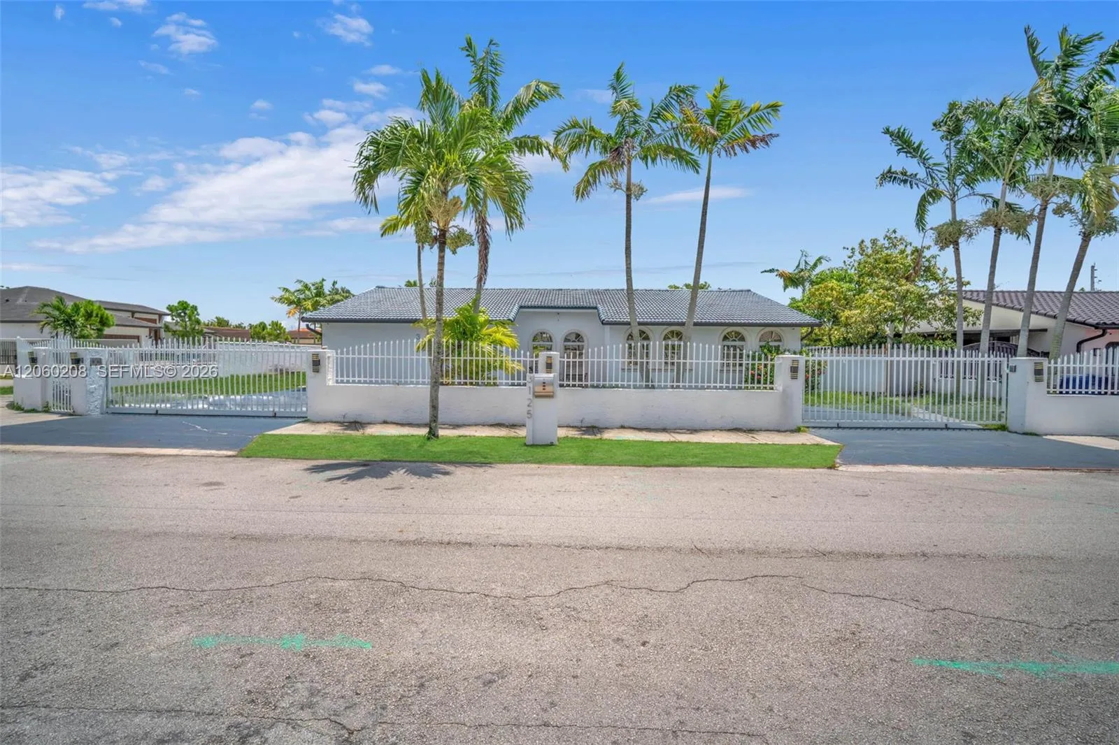 3125 SW 108th Ave, Miami, FL 33165 photo 2