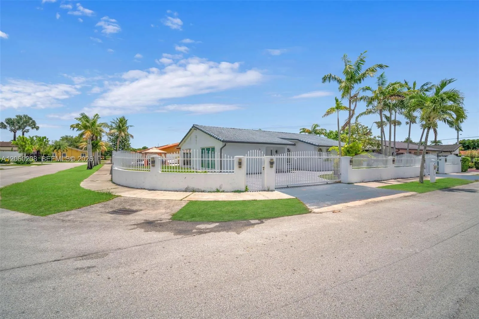 3125 SW 108th Ave, Miami, FL 33165 photo 3