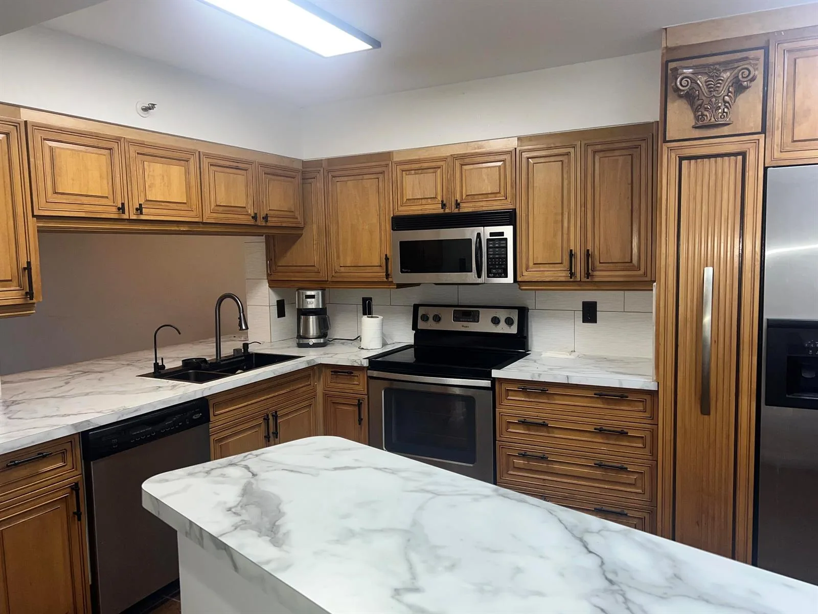 2202 S CYPRESS BEND Drive # 801, Pompano Beach, FL 33069 photo 2