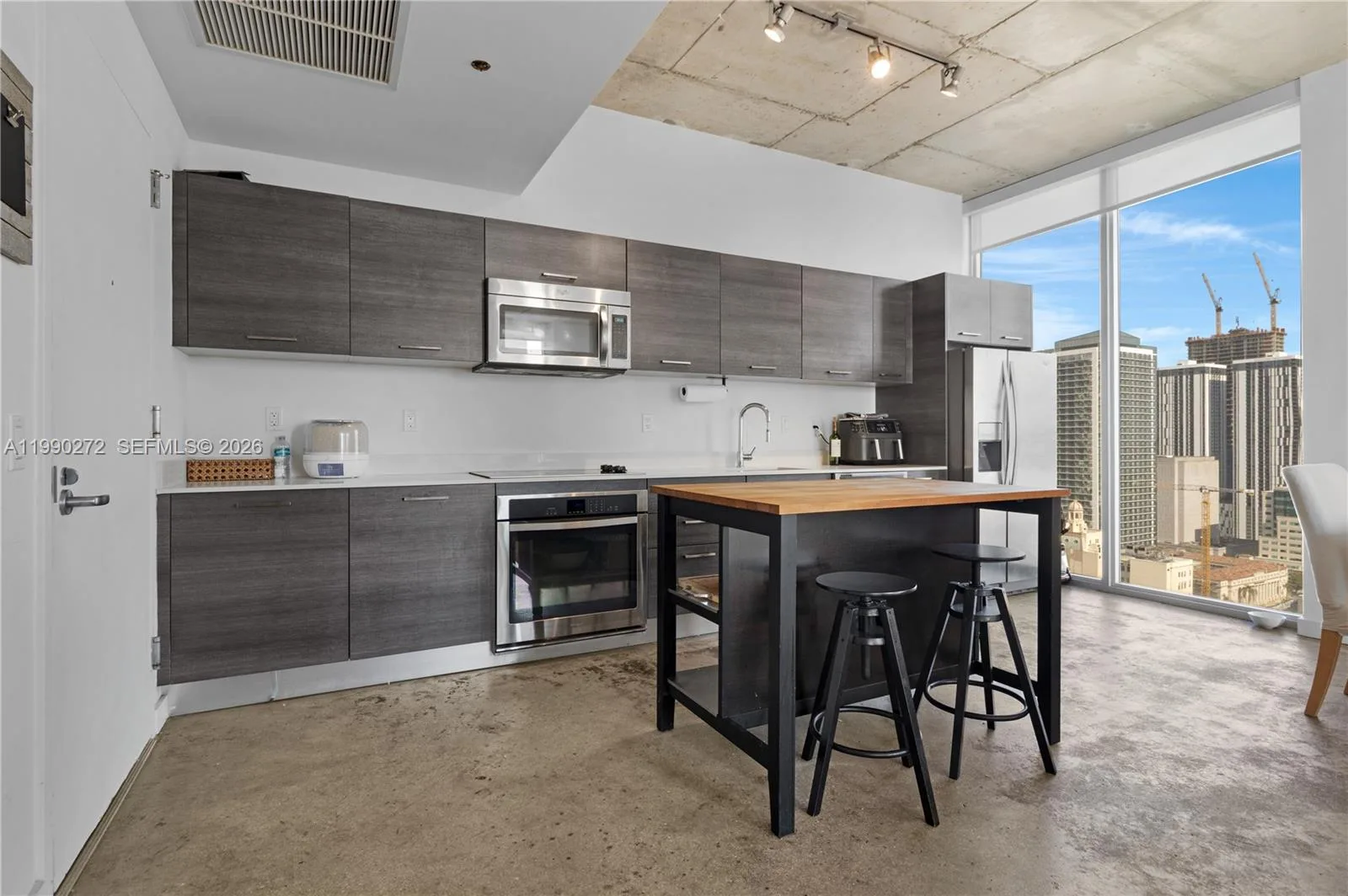 151 SE 1st St # 2802, Miami, FL 33131 photo 12
