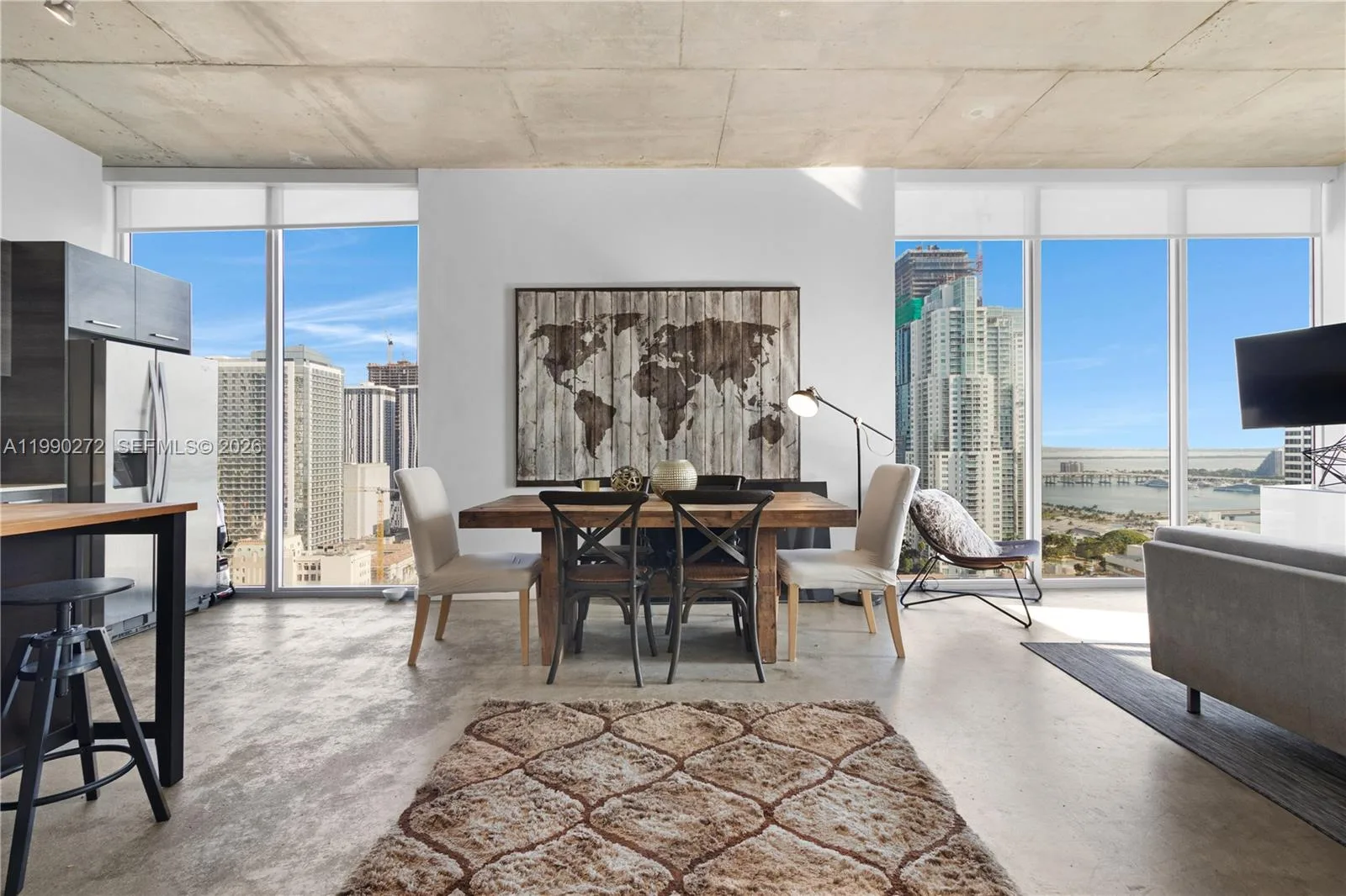 151 SE 1st St # 2802, Miami, FL 33131 photo 2