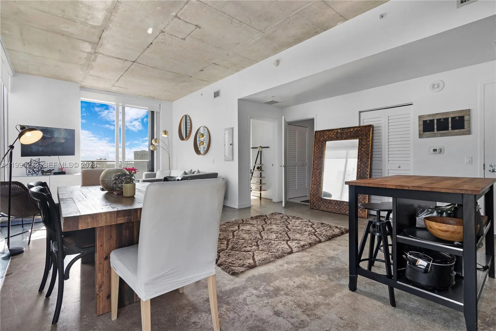 151 SE 1st St # 2802, Miami, FL 33131 photo 5