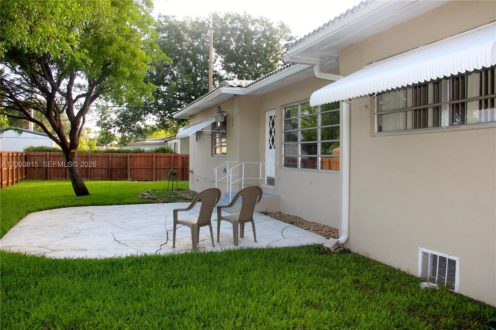 70 Hammond Dr, Miami Springs, FL 33166 photo 5