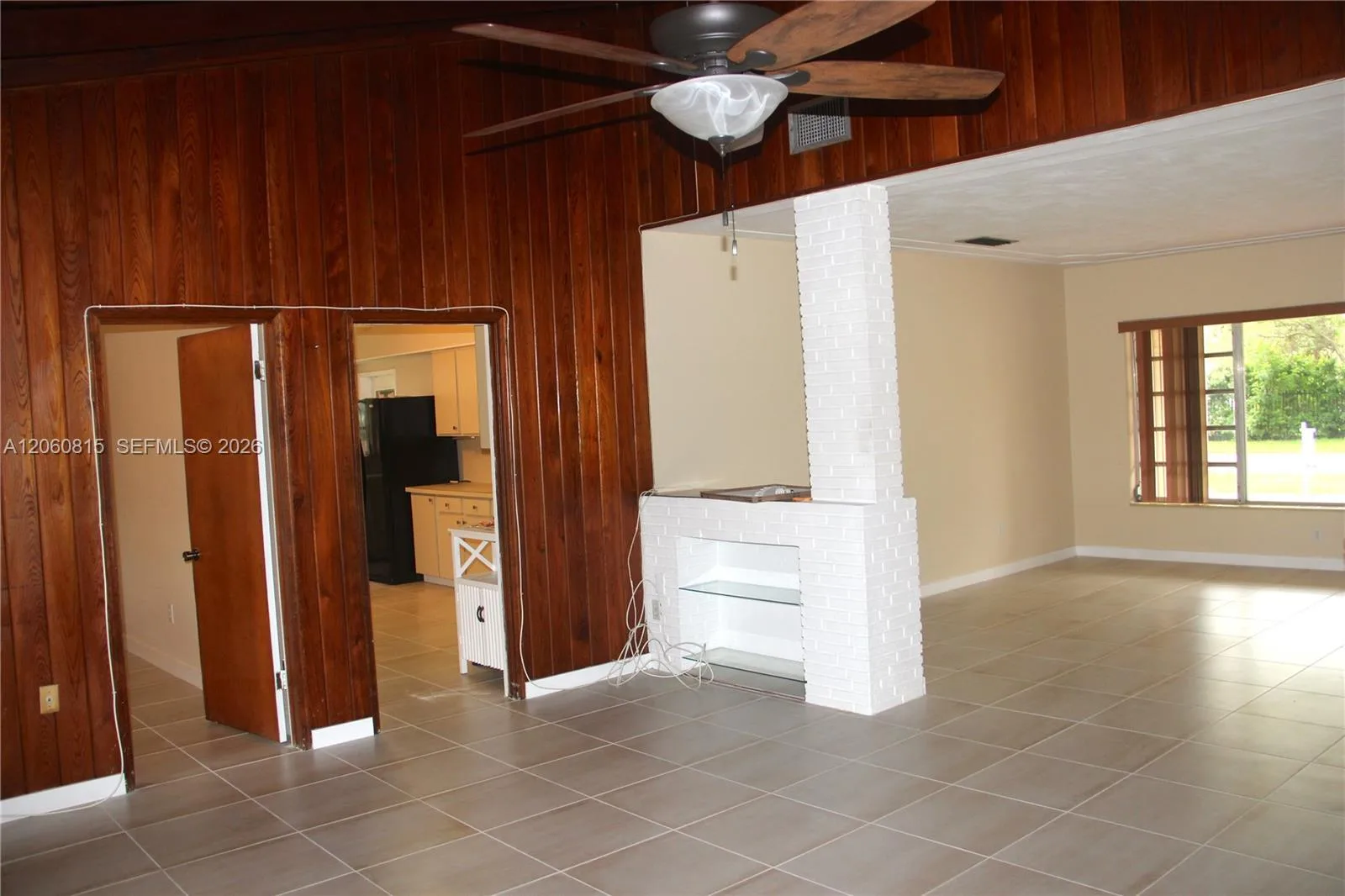 70 Hammond Dr, Miami Springs, FL 33166 photo 8